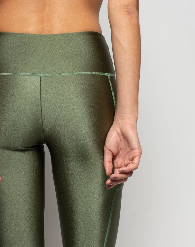 Legging com Bolsos Laterais - VERDE MILITAR